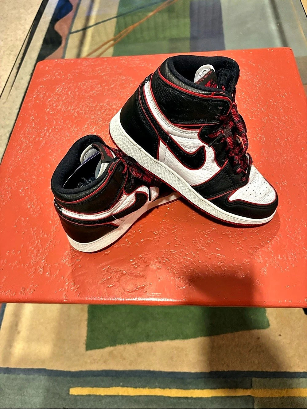 Air Jordan 1 Retro High OG "Bloodline" / "Meant to Fly"